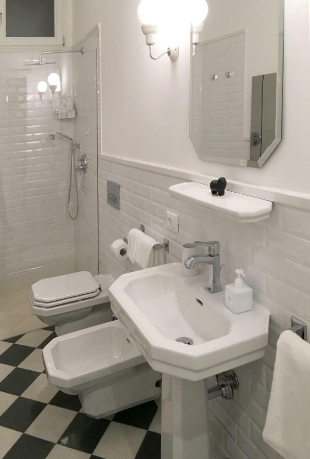 New Design Apartment Милано Екстериор снимка